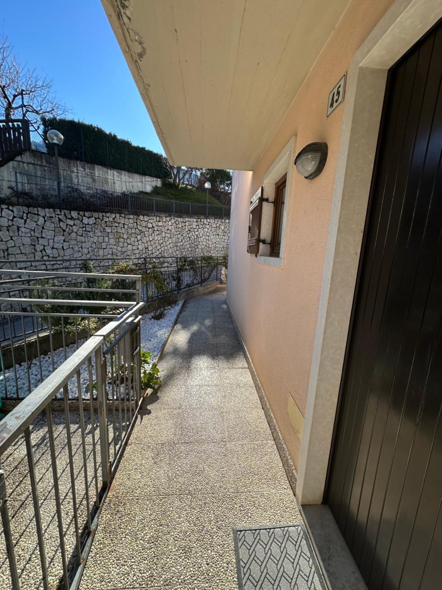 Casa Vacanza La Croseta Тренто Екстер'єр фото